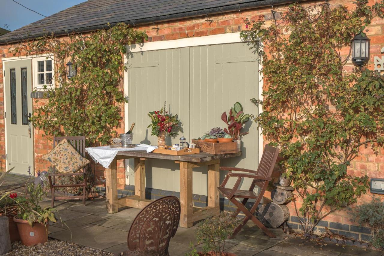 دافينتري The Rear Of The Plough,Everdon. المظهر الخارجي الصورة